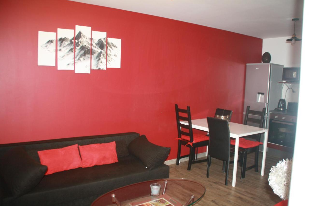 Villa Blanche 2 *